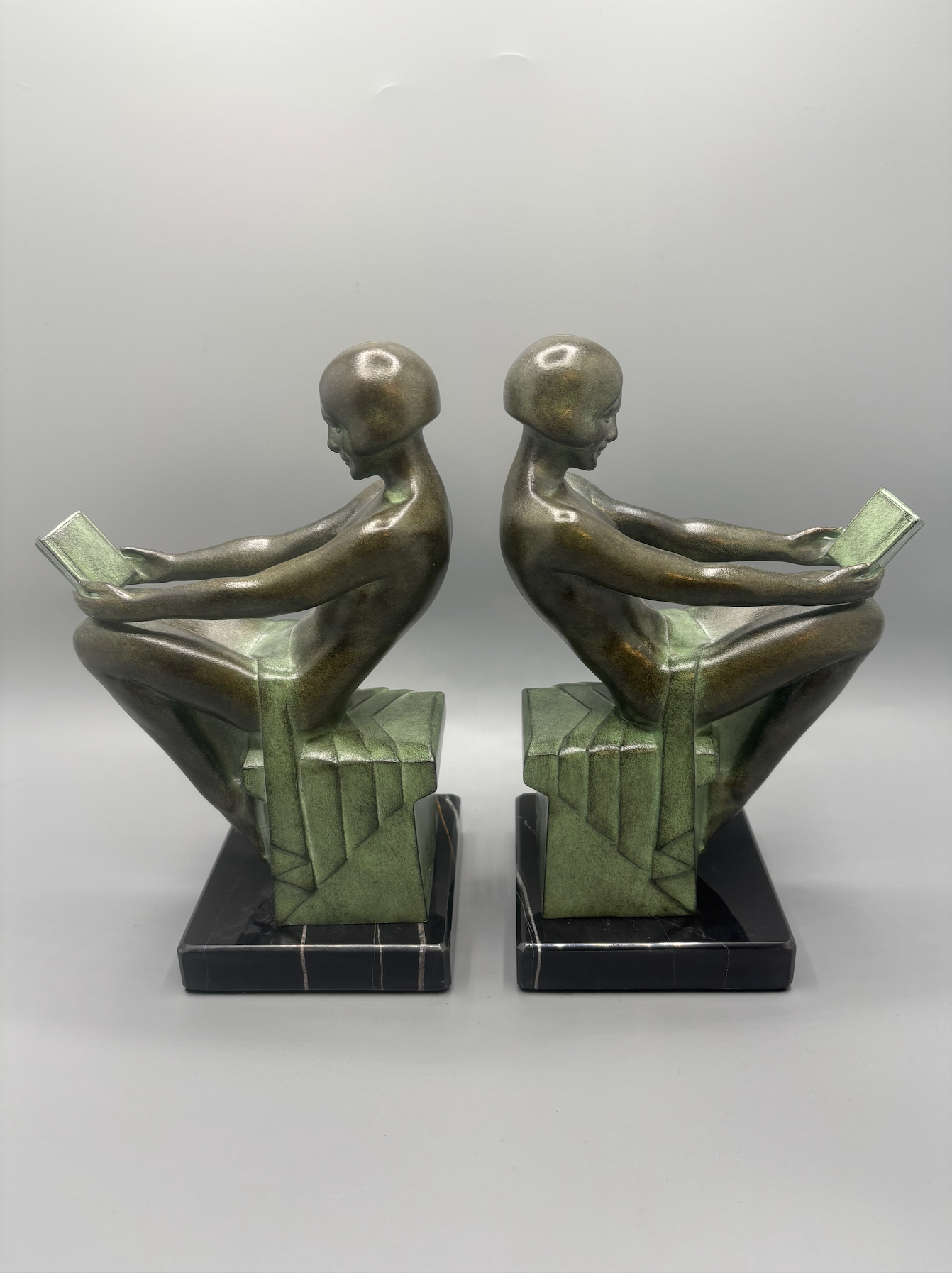 Paire de serre livres "Délassement" Max Le Verrier