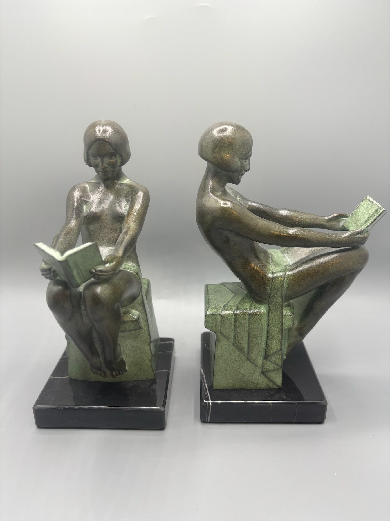 Paire de serre livres "Délassement" Max Le Verrier