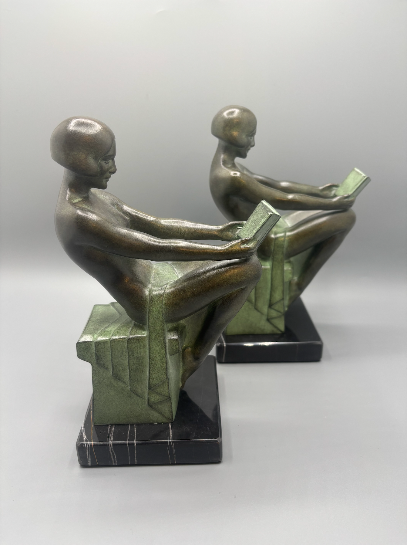 Paire de serre livres "Délassement" Max Le Verrier