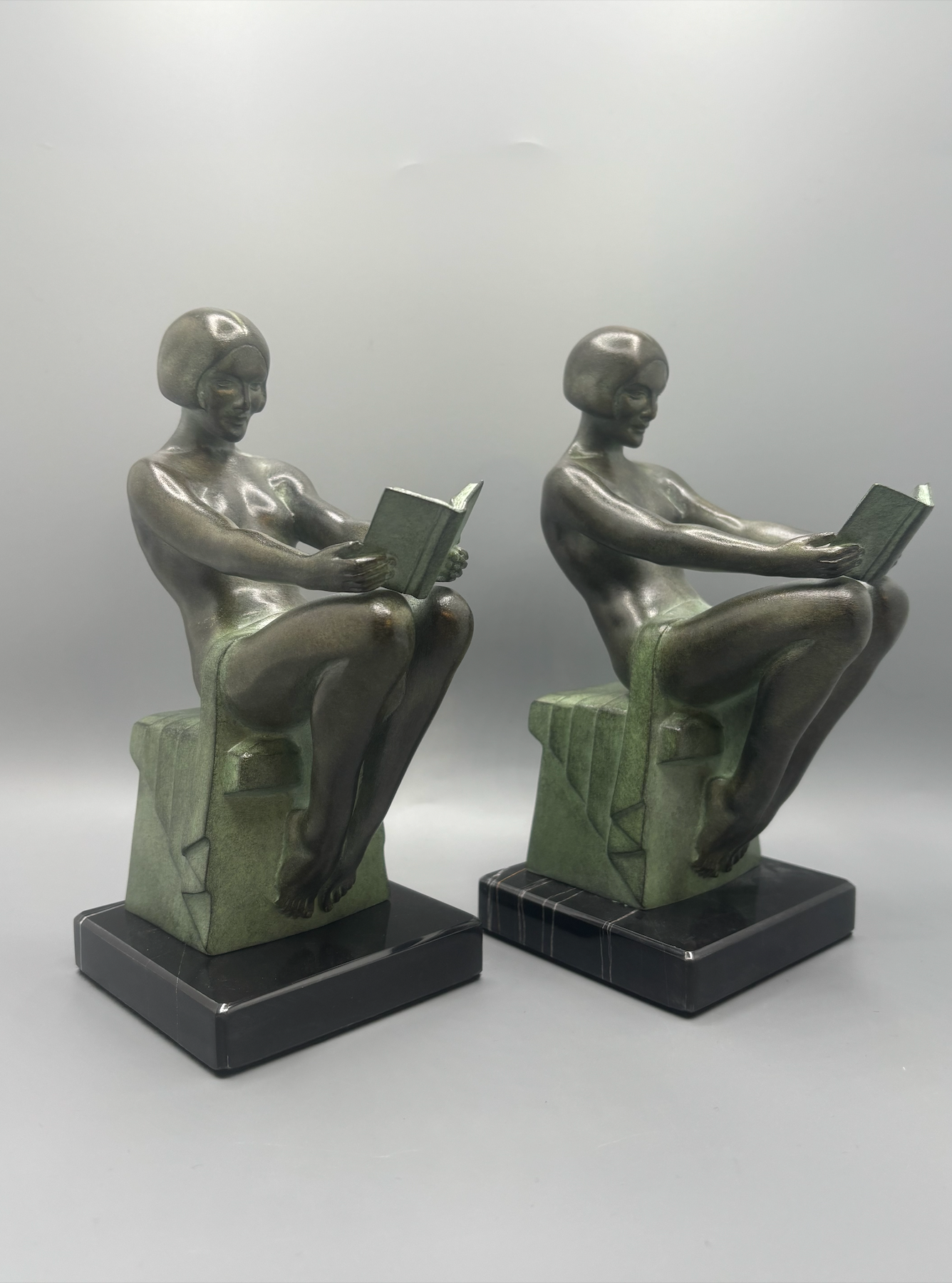 Paire de serre livres "Délassement" Max Le Verrier