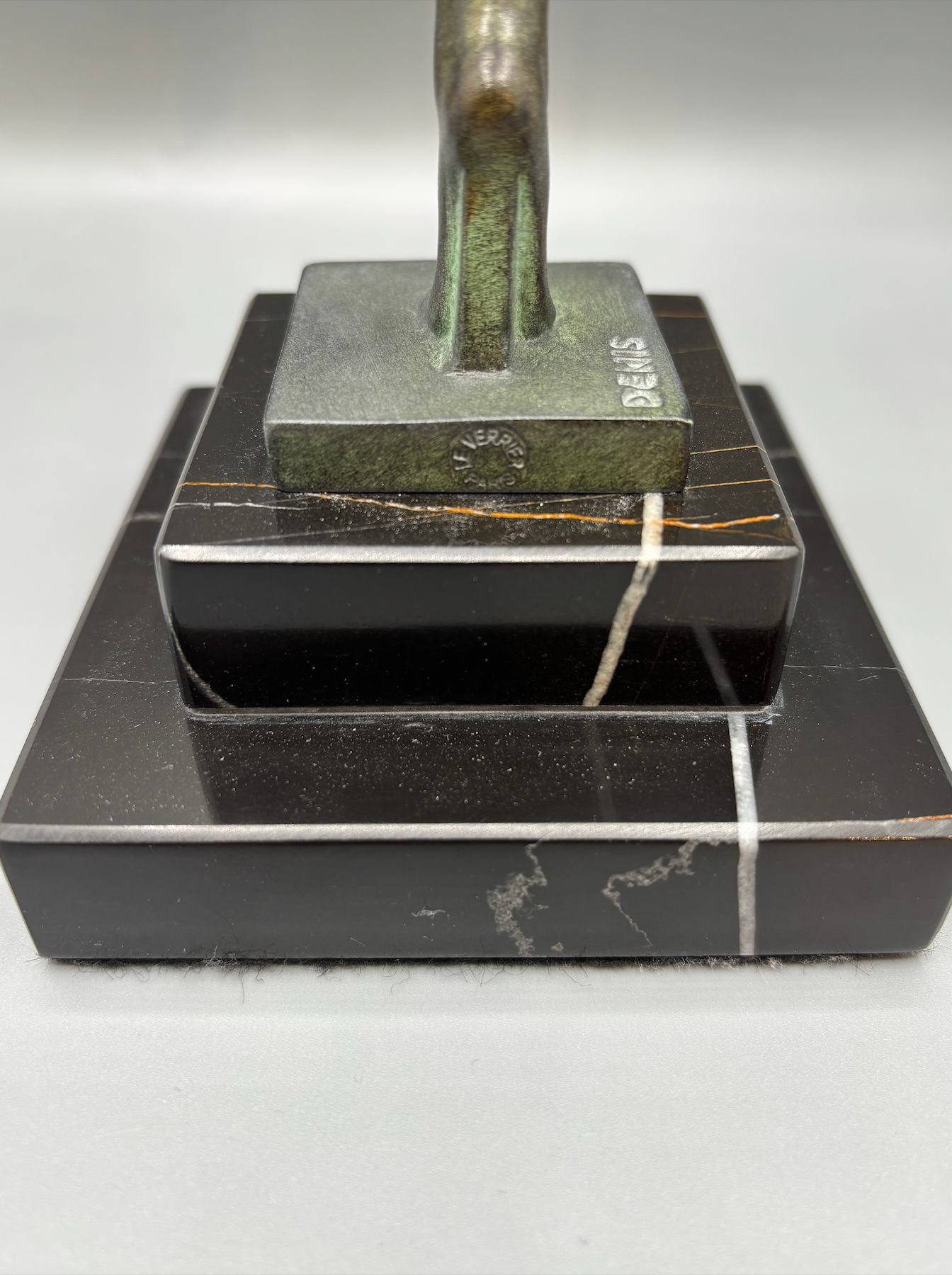 Sculpture "Danseuse aux boules" Denis