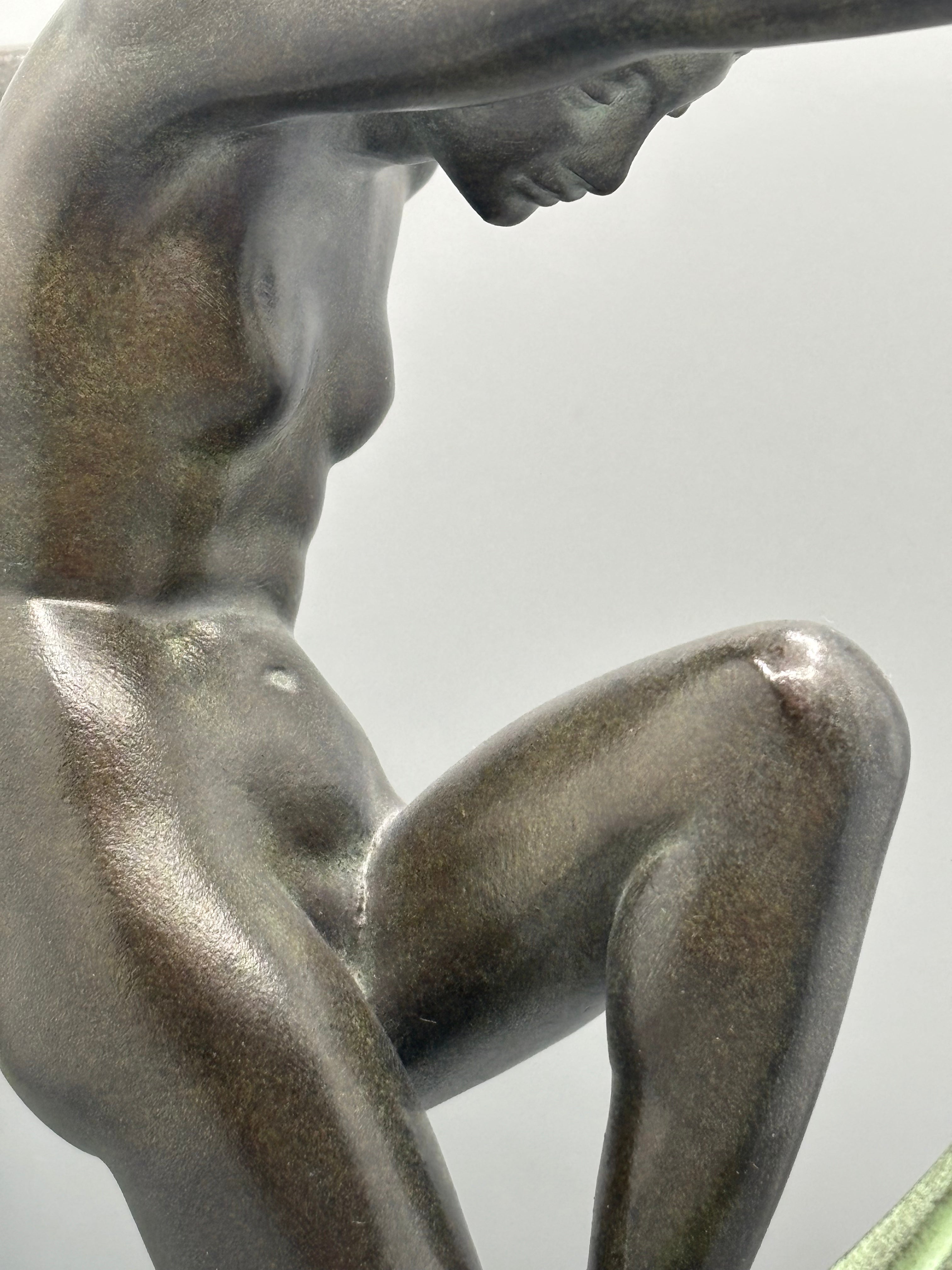 Sculpture "Folie" Denis