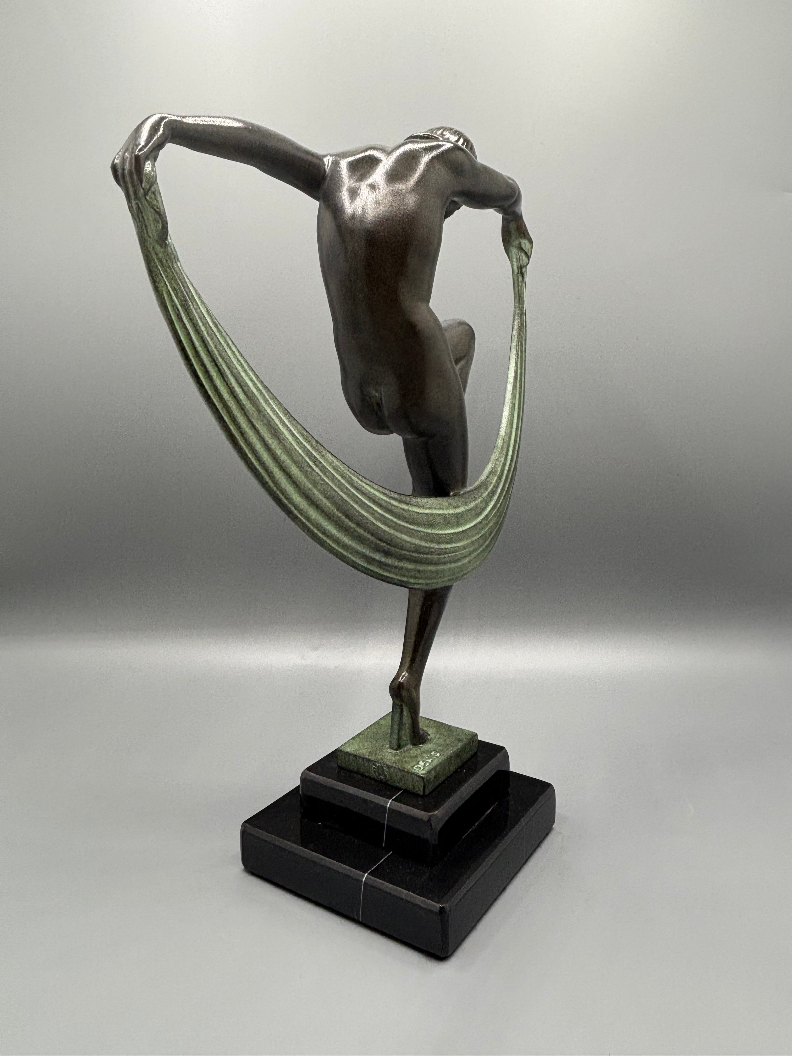 Sculpture "Folie" Denis