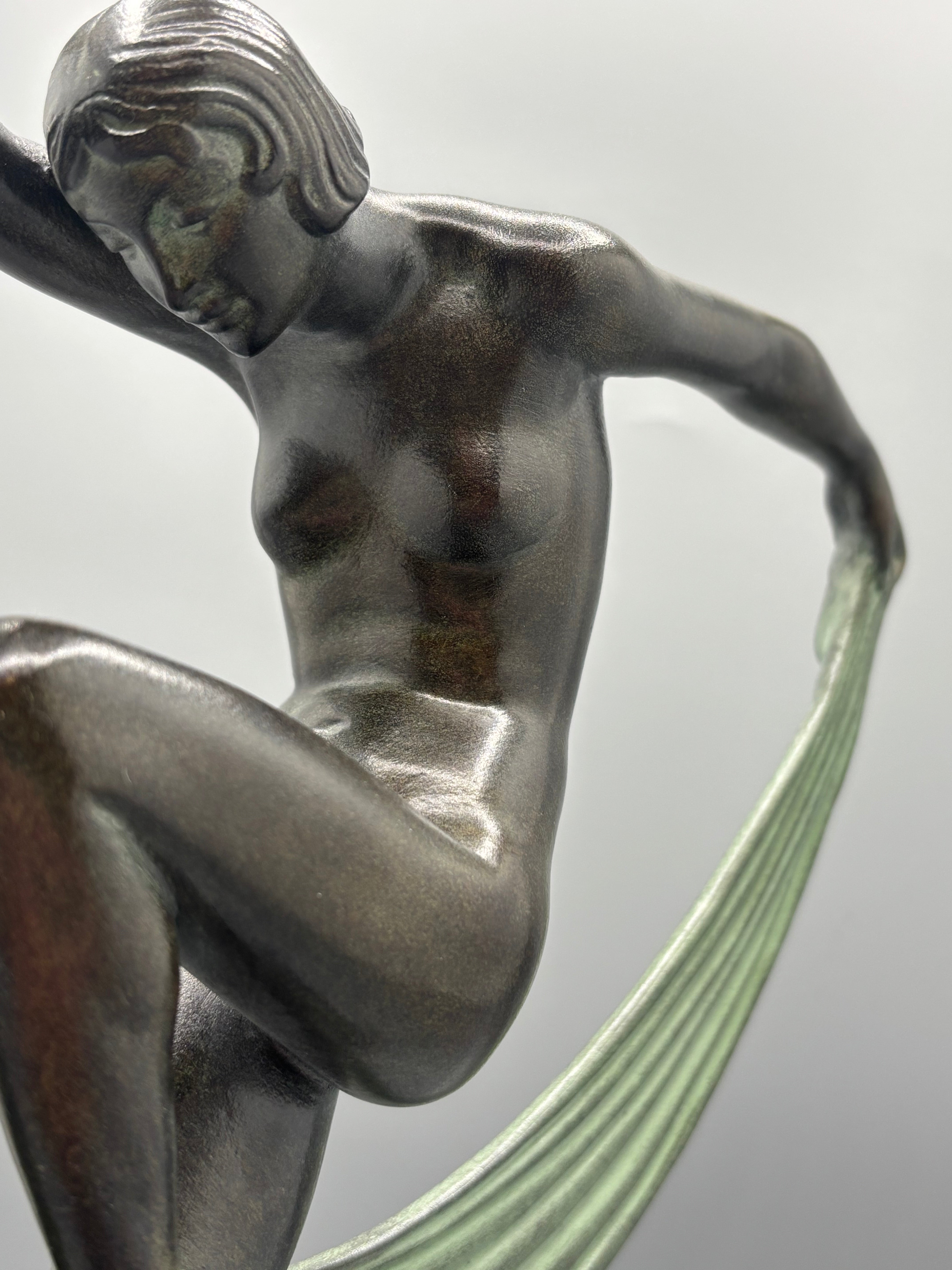 Sculpture "Folie" Denis