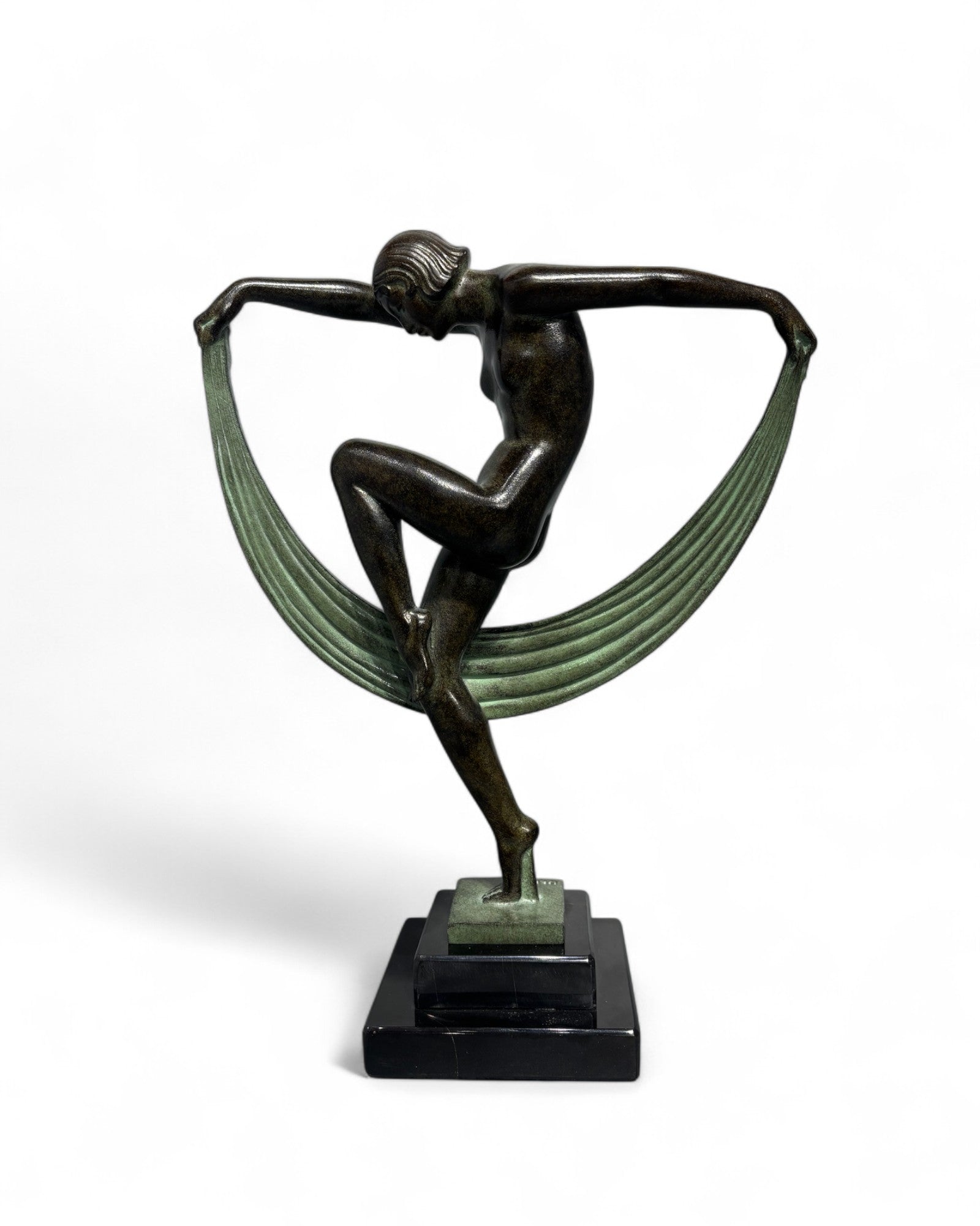 Sculpture "Folie" Denis, de style Art Déco avec cachet de fondeur Le Verrier.