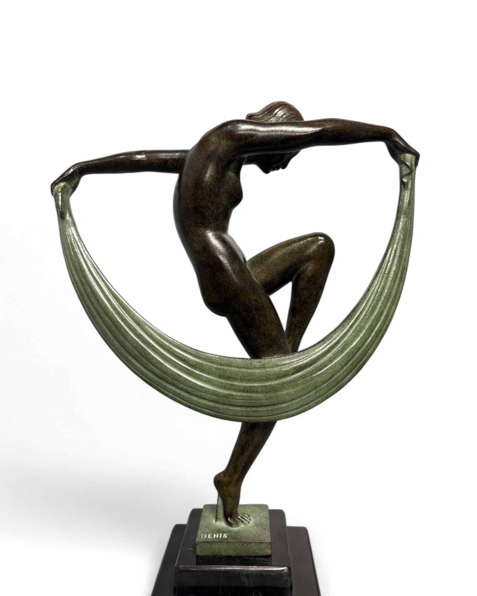 Sculpture "Folie" Denis, de style Art Déco avec cachet de fondeur Le Verrier.