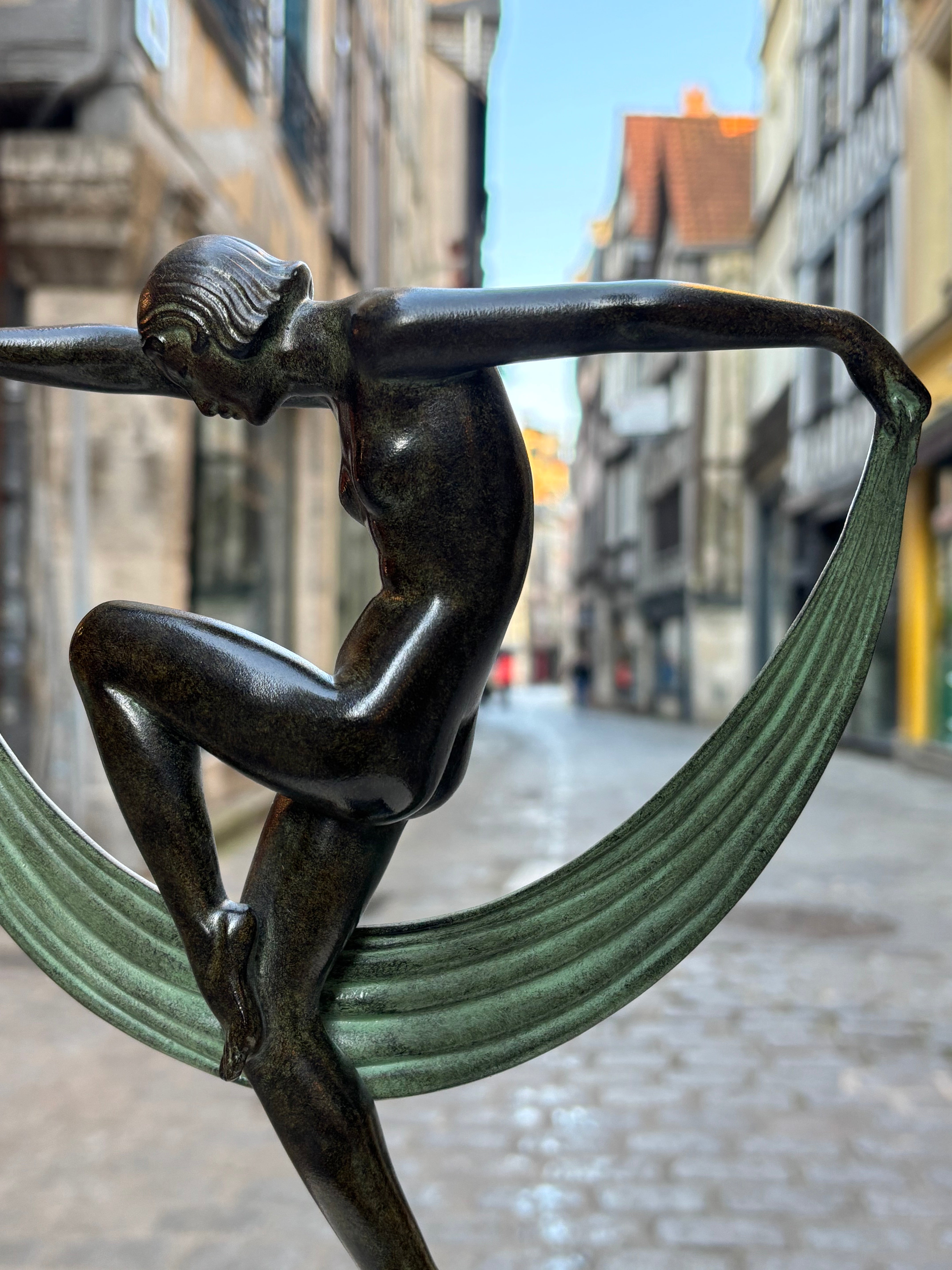 Sculpture "Folie" Denis